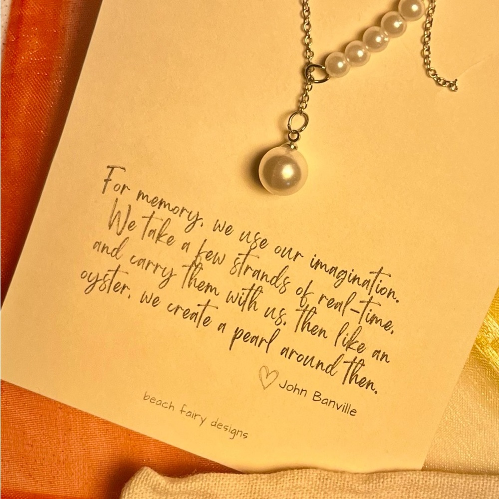 Woman's Pearl Love Friendship Adjustable Clavicle Keepsake Necklace with Card